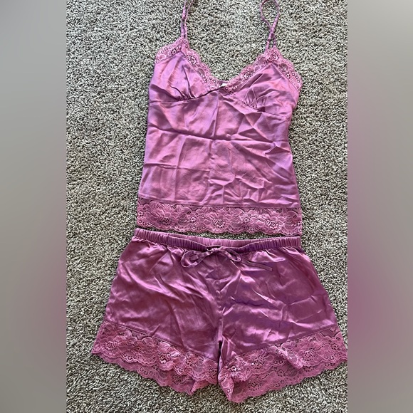 Lily Silk Jasmine Purple 100% Silk Lace Pajama Set & Robe — Size Medium